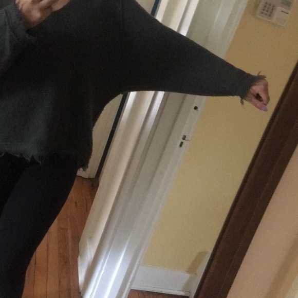 Green Multicolor Knitted Sweater - Picture 3 of 5